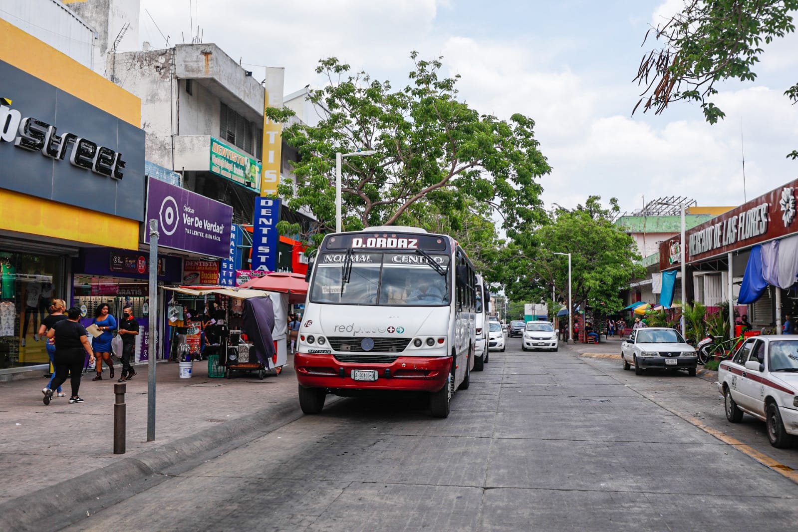 Solo unos cuantos camiones andan en ruta, esperemos que este martes se restablezca el servicio: Camioneros