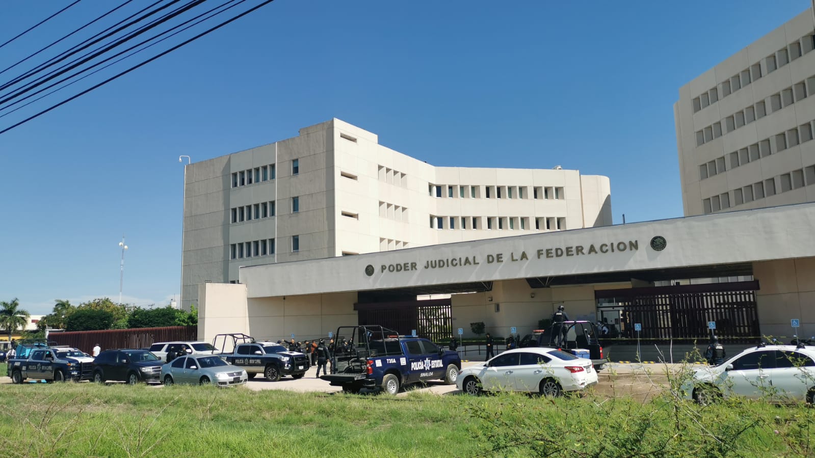 ‘Tienen solo dos horas’; dejan carta con peticiones y una supuesta bomba, en juzgados federales de Aguaruto