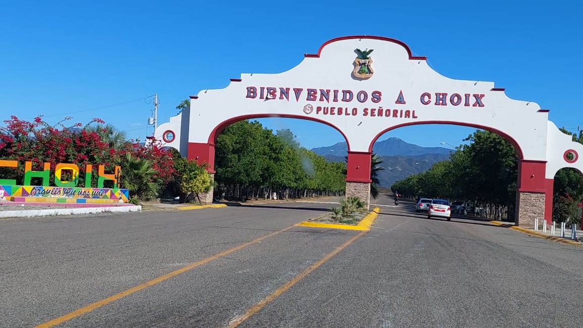 Choix, Sinaloa es un congelador; alcaldesa lleva apoyos a las familias vulnerables de la zona serrana