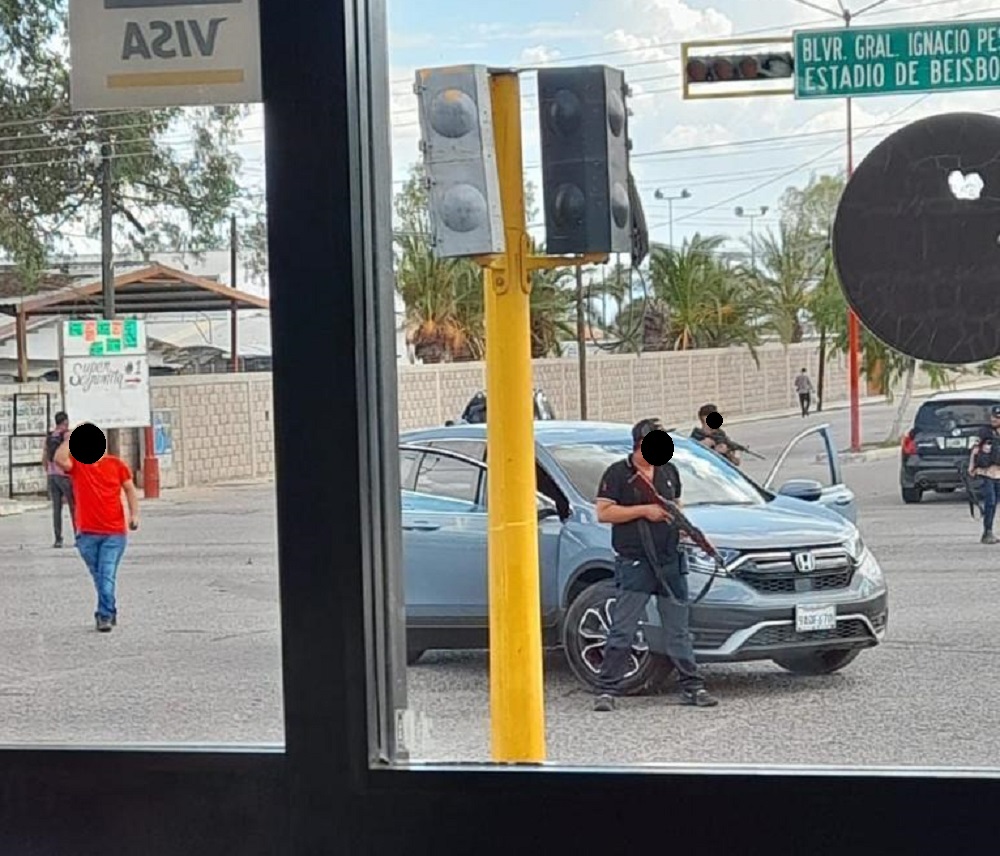 Cuatro detenidos y dos muertos en balacera entre sicarios del Cártel de Sinaloa y militares, en Sonora