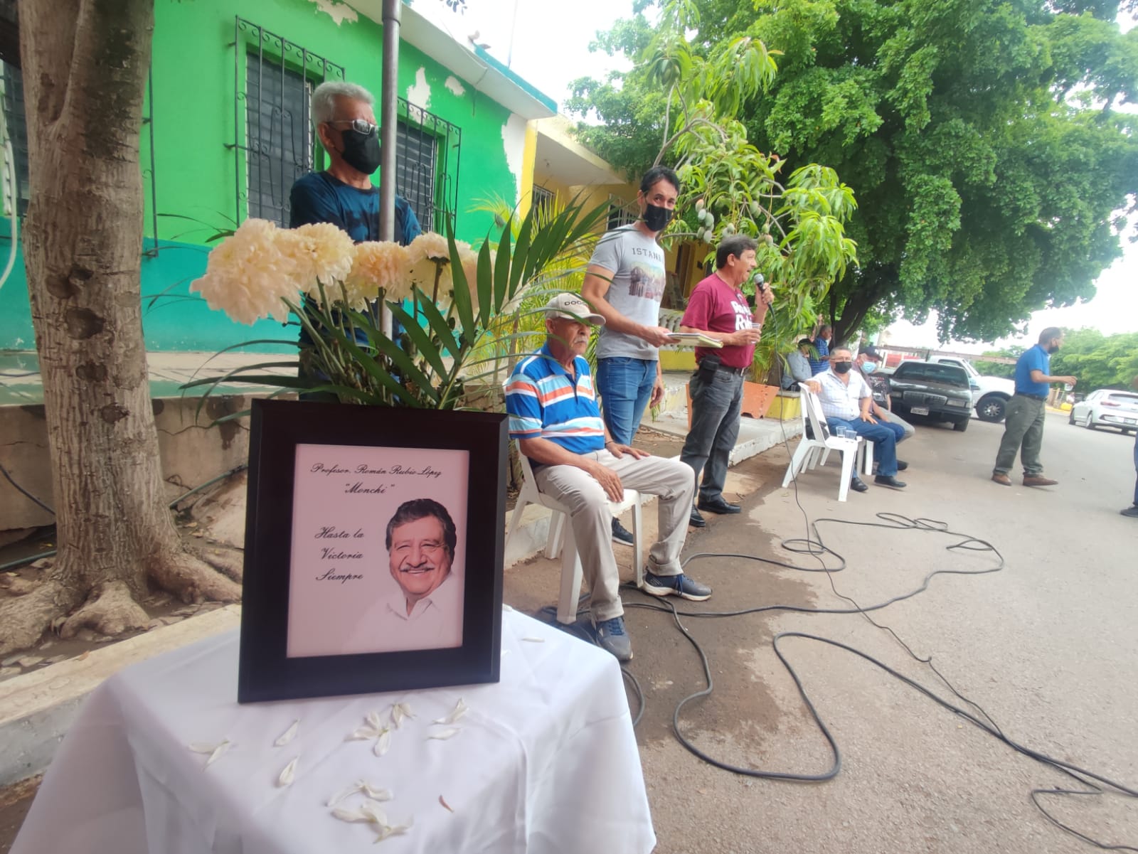 ‘Rocha Moya, basta de simulación’; exigen integrantes del CNTE y familia de Román Rubio castigo para sus asesinos