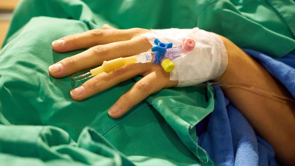 Descartan daño por violación en joven rescatada en motel de Los Mochis