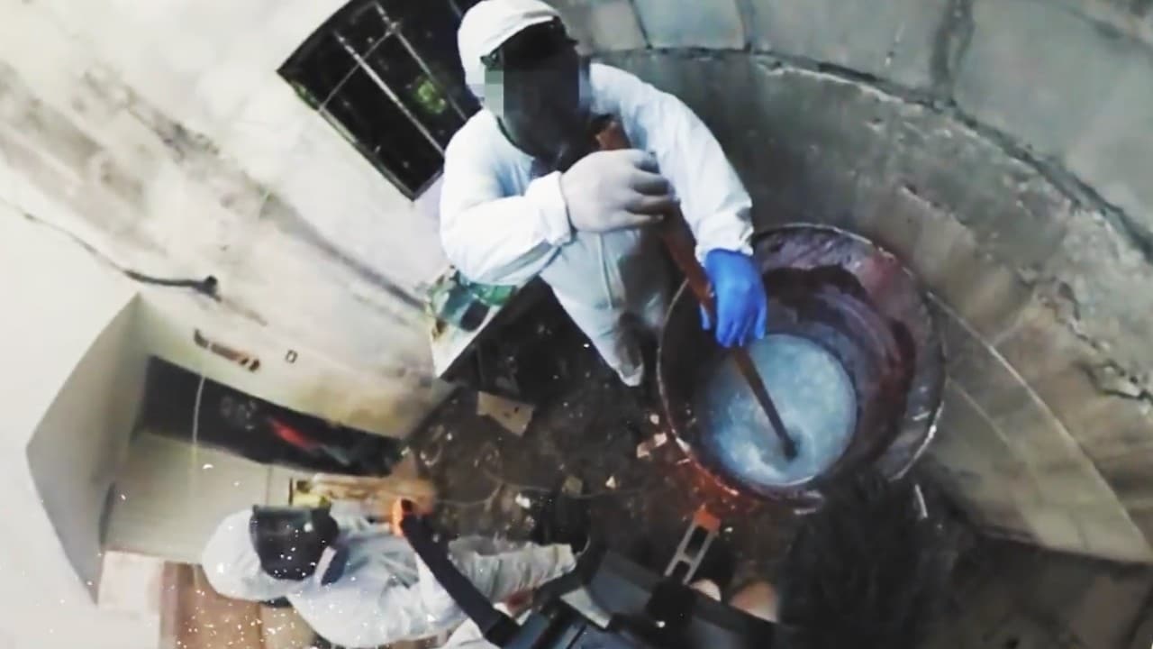 Jovenes ‘cocineros’ de fentanilo exponen su vida trabajando en narcolaboratorios; esto ganan a la semana