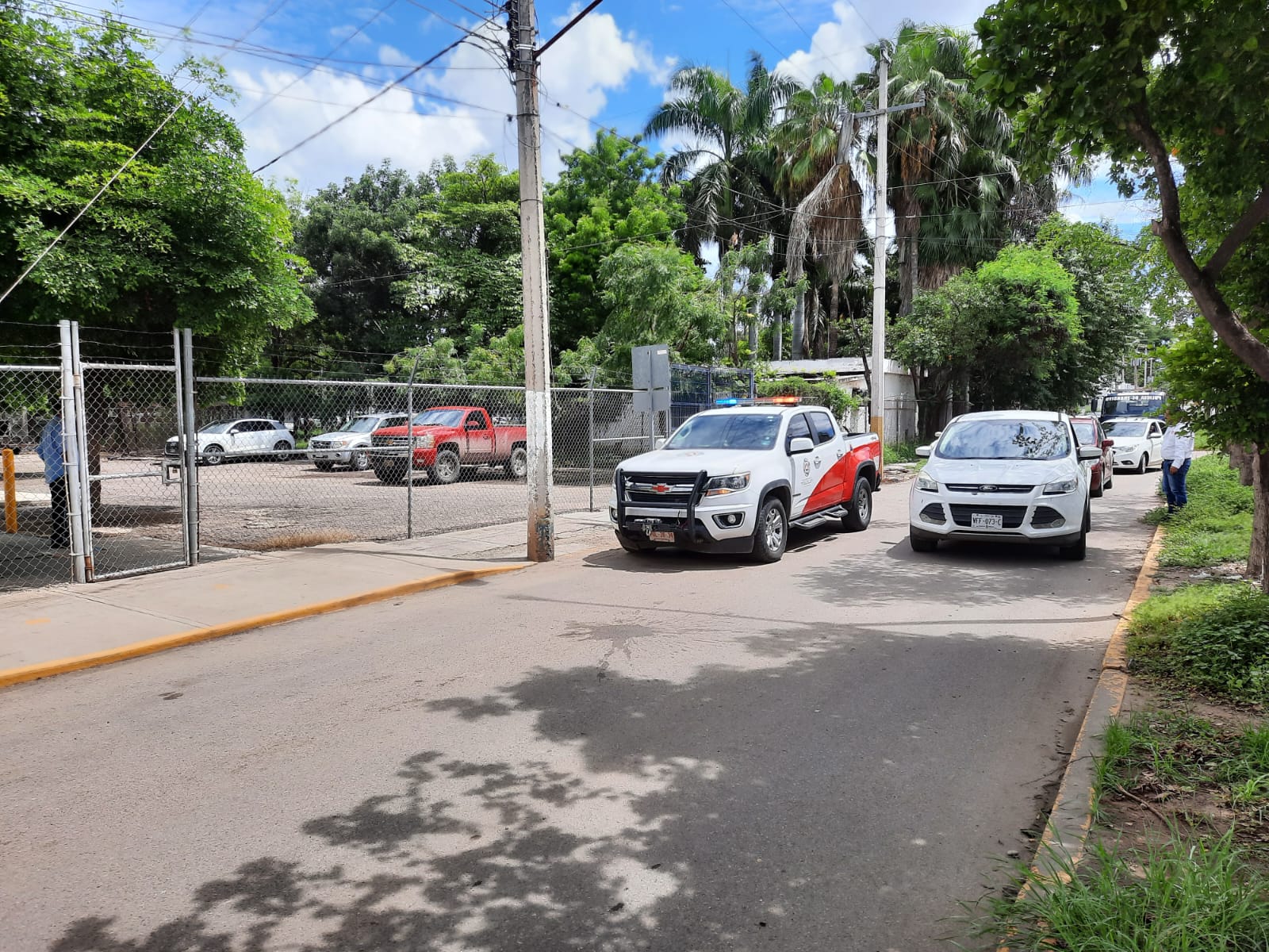 De emergencia, evacuan a niños de guardería de Culiacán por fuga de diésel