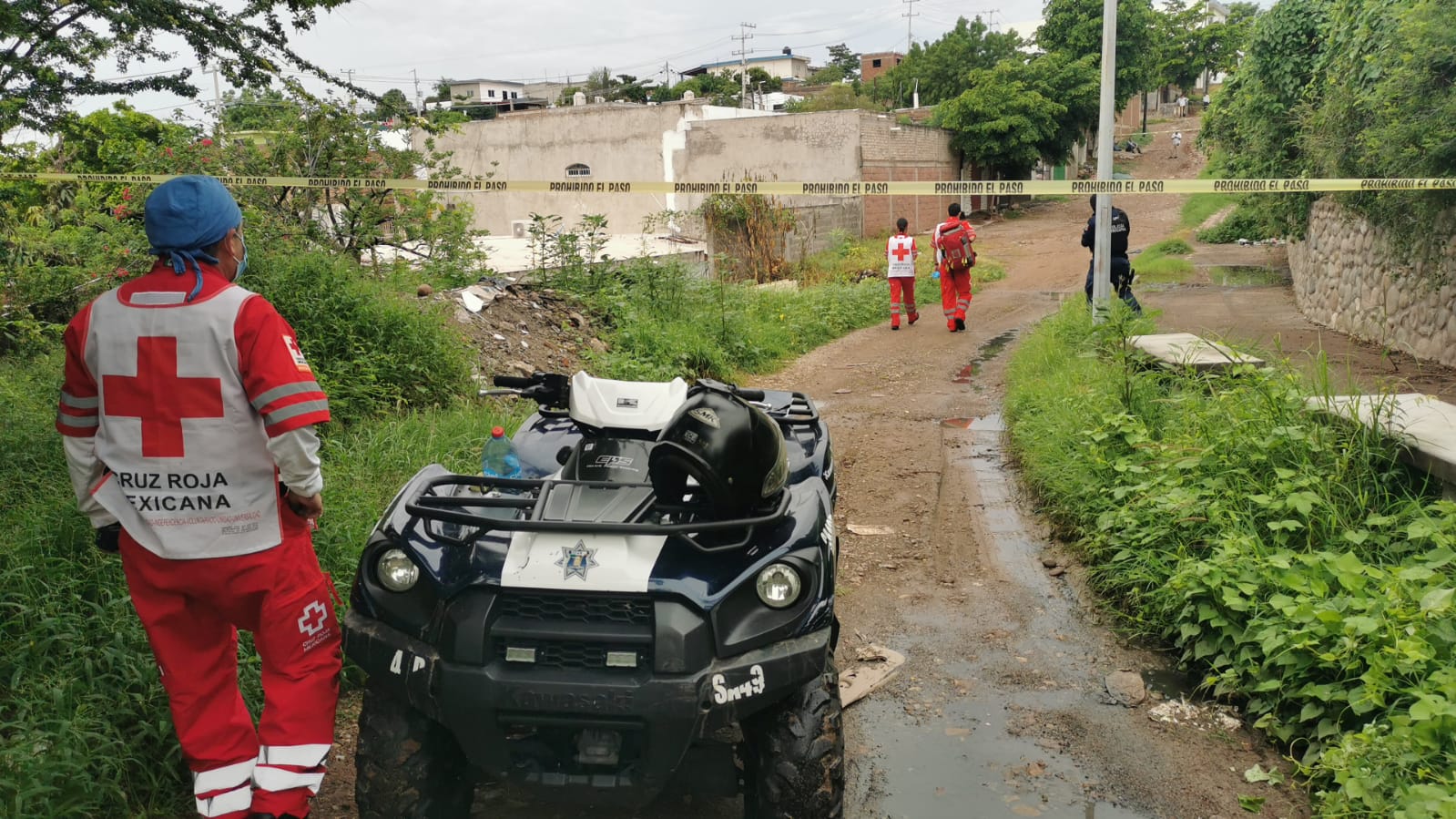 ¡Otra vez! Encuentran asesinado a un joven a espaldas del parque 87 de Culiacán