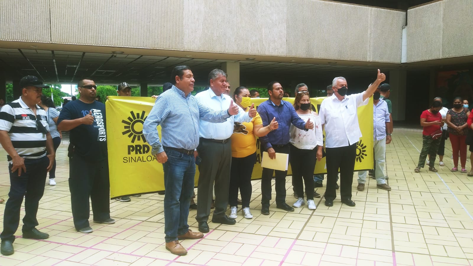 PRD anuncia huelga de hambre en Palacio de Gobierno, pero sus dirigentes no la harán