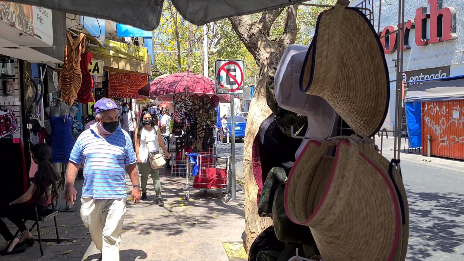 “Que ninguna familia se quede sin sustento”: Vendedores ambulantes de Culiacán, Sinaloa, rechazan reordenamiento propuesto por Canaco