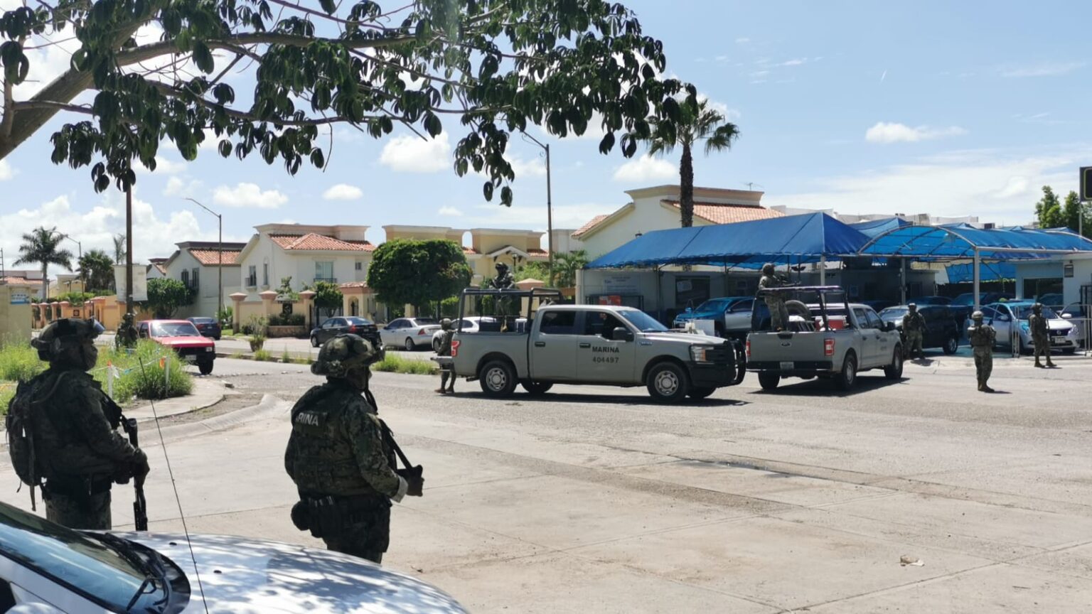Fueron dos los detenidos en operativo de la Marina en Stanza Toscana; tenían orden de aprehensión en Chihuahua