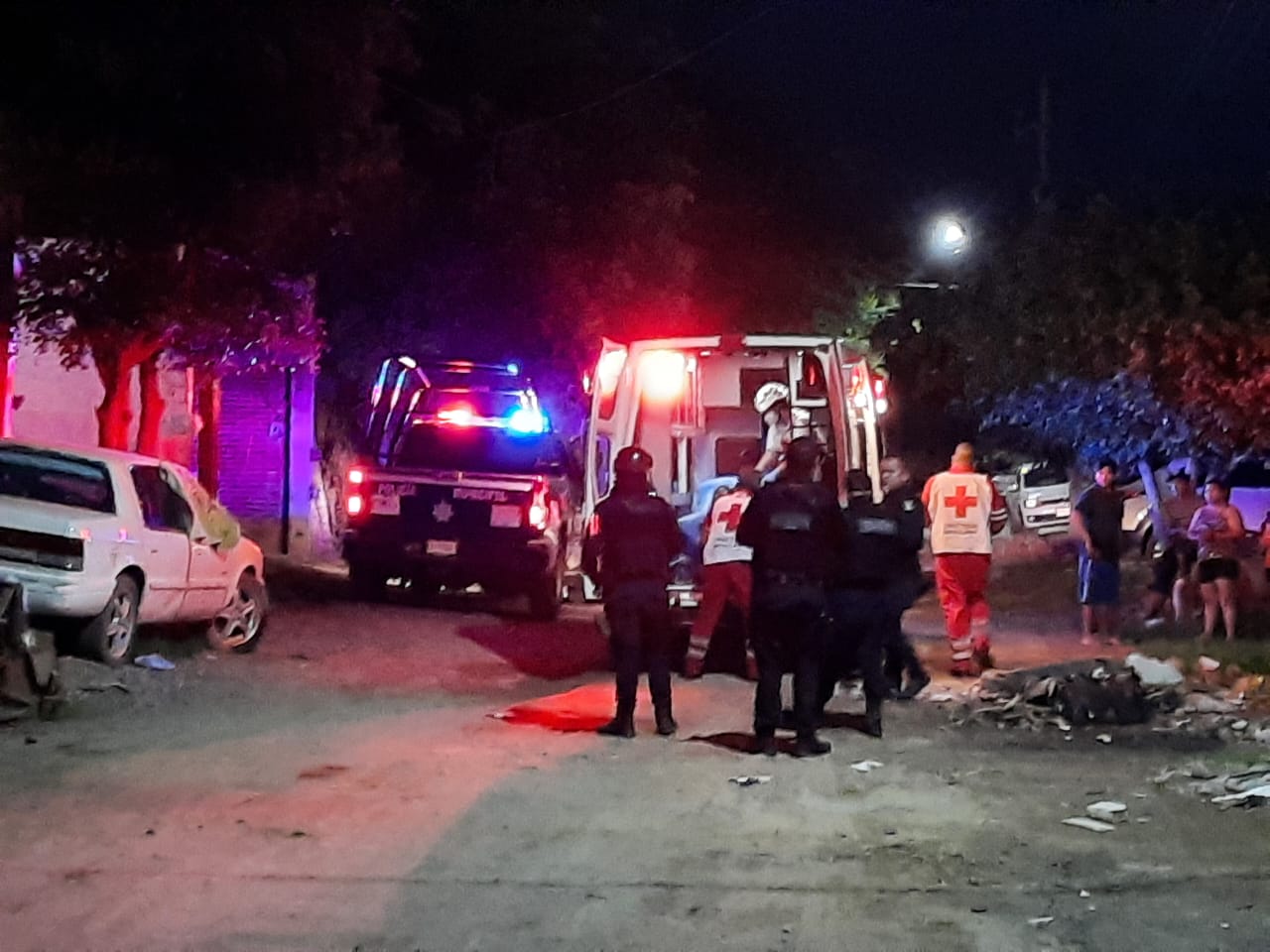 Atacan a balazos a un hombre en el fraccionamiento Rincón del Parque, en Culiacán