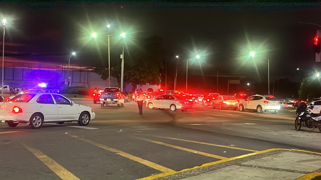Atención: Este viernes cerrarán el José Limón en ambos sentidos por socavón; estas son las vías alternas