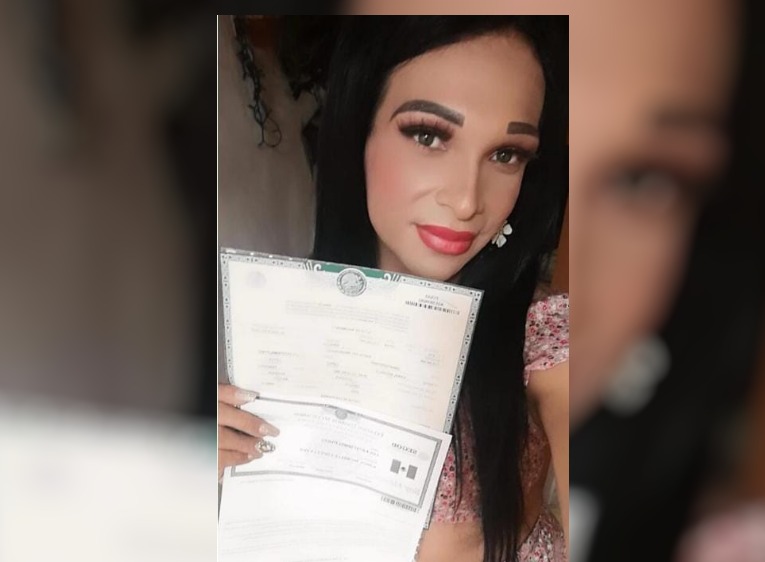 En Guasave se hace el primer cambio de nombre para una chica transgénero
