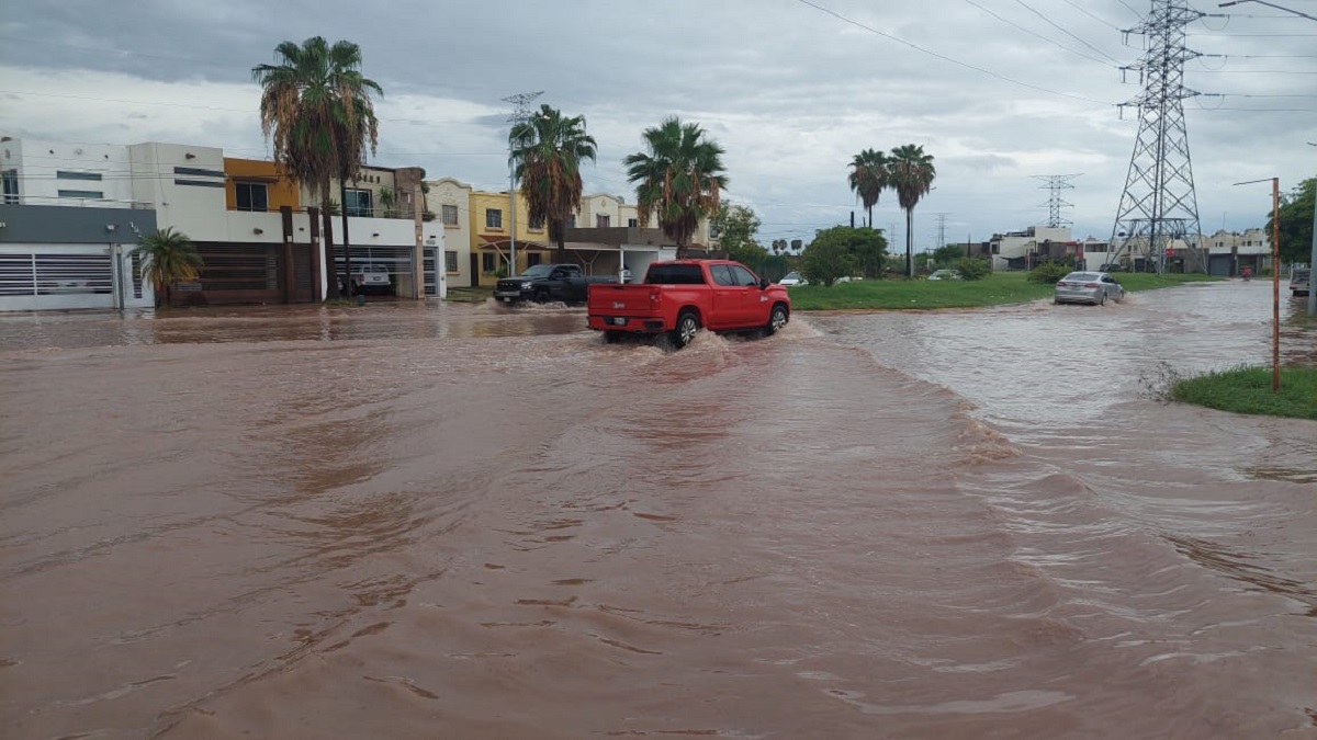 Por primera vez en muchos años no se les mete el agua a vecinos de Urbi del Bosque, en Los Mochis