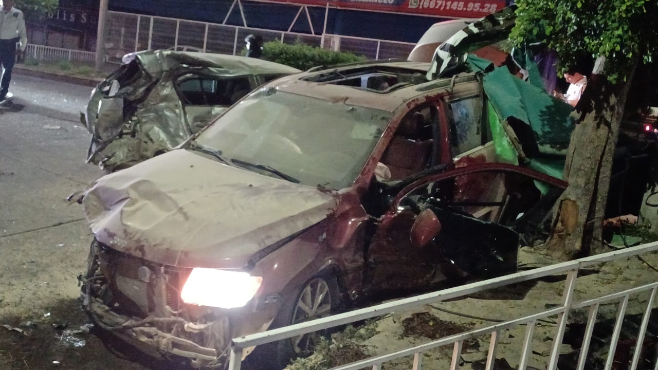 En Culiacán, copiloto se incrusta tubo de metal en el rostro durante choque y momentos después muere en el IMSS