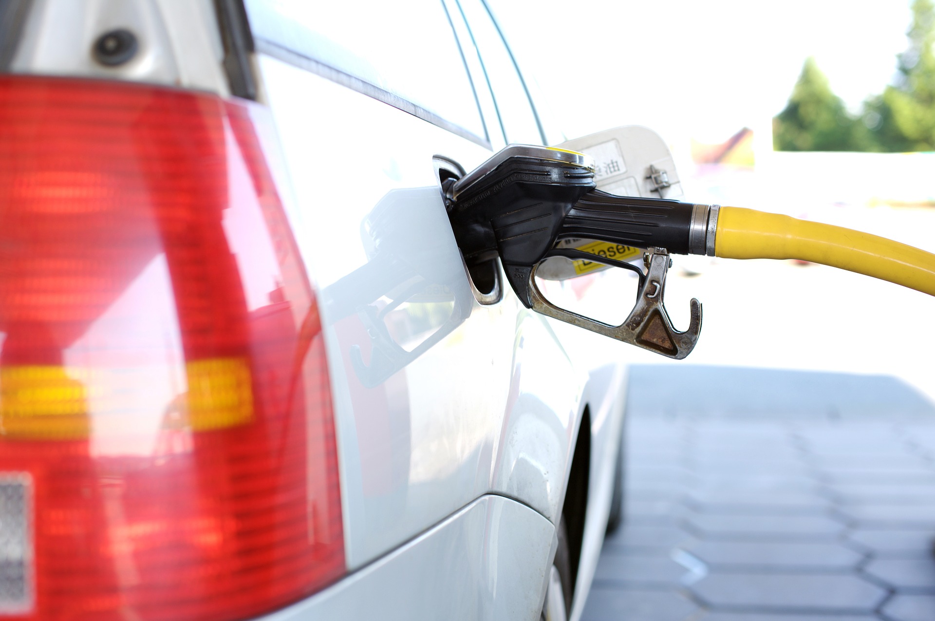 Serán ‘centavitos’ los que aumente el precio de la gasolina en el arranque de año
