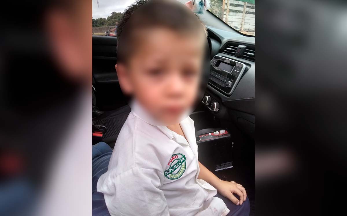 Encuentran a menor caminado solo por la carretera Los Mochis-Topolobampo; fue entregado a sus familiares