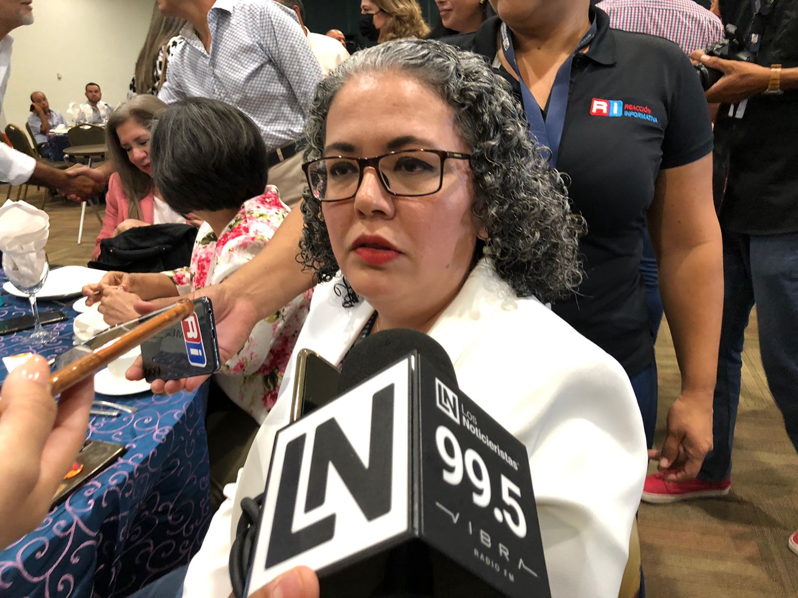 ¡Sacude el árbol Graciela Domínguez! Cesa a 5 altos funcionarios de direcciones de SEPyC