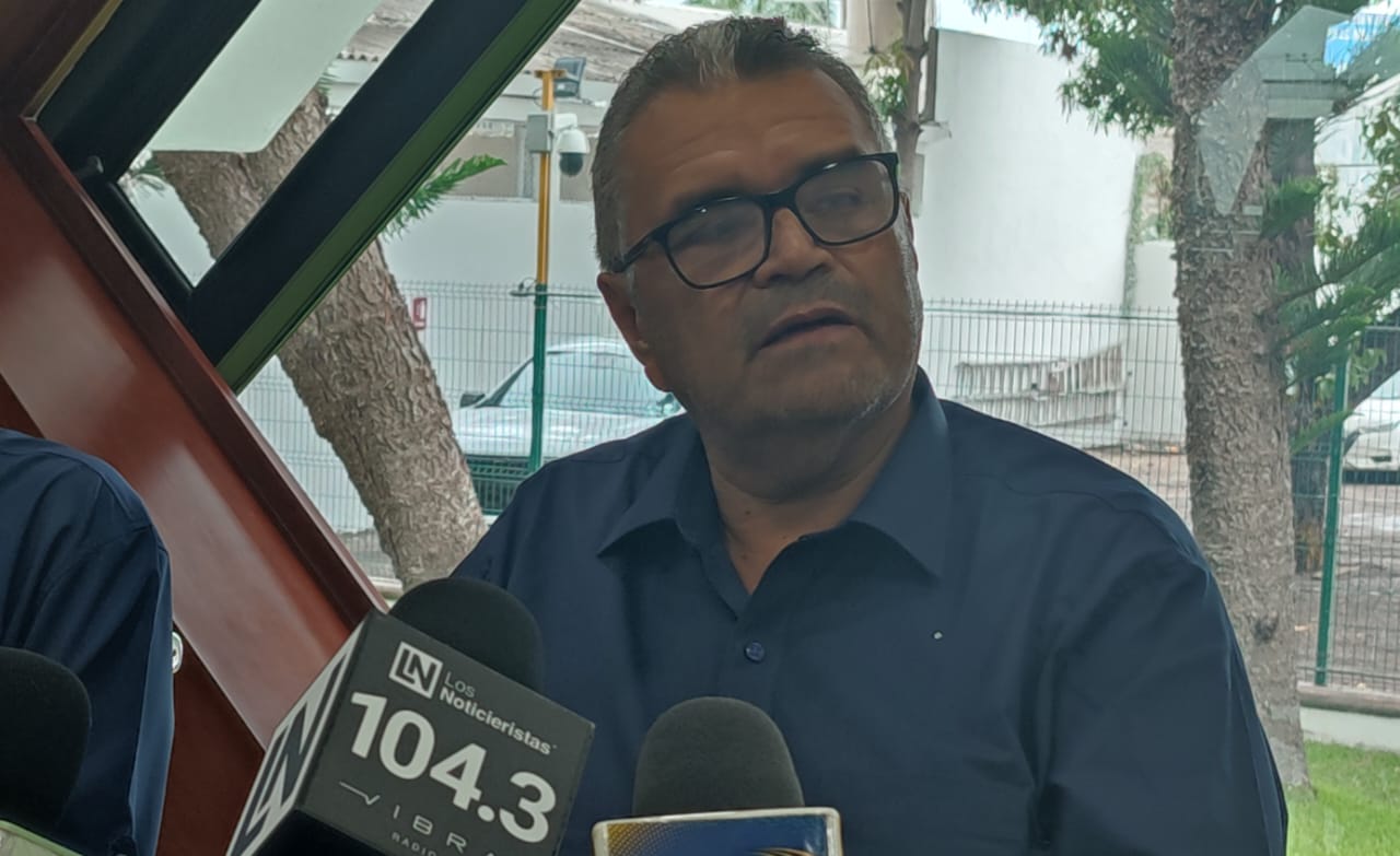 Renuncia Juan Espinosa Luna al Centro de Ciencias