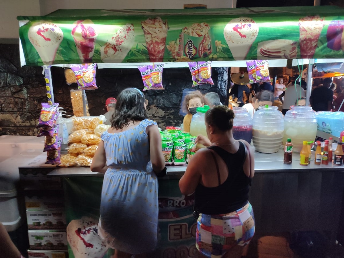 Fiestas Patrias en Mazatlán, Sinaloa: autorizan 50 puestos de comida y 260 ampliaciones de horario