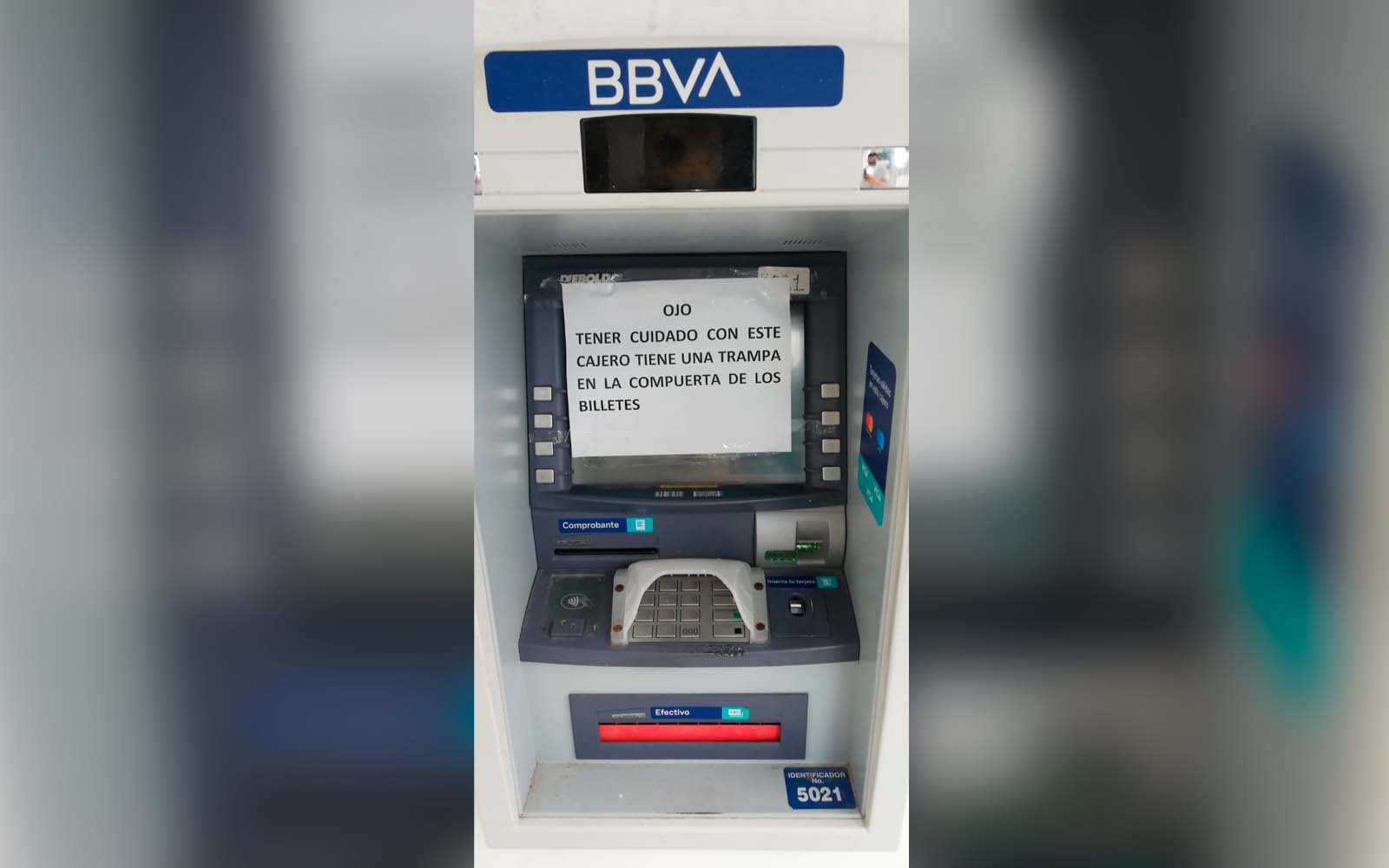 Responsables de trampas en cajeros bancarios vigilan de cerca el sitio a la espera de un descuido, alerta Seguridad Ciudadana