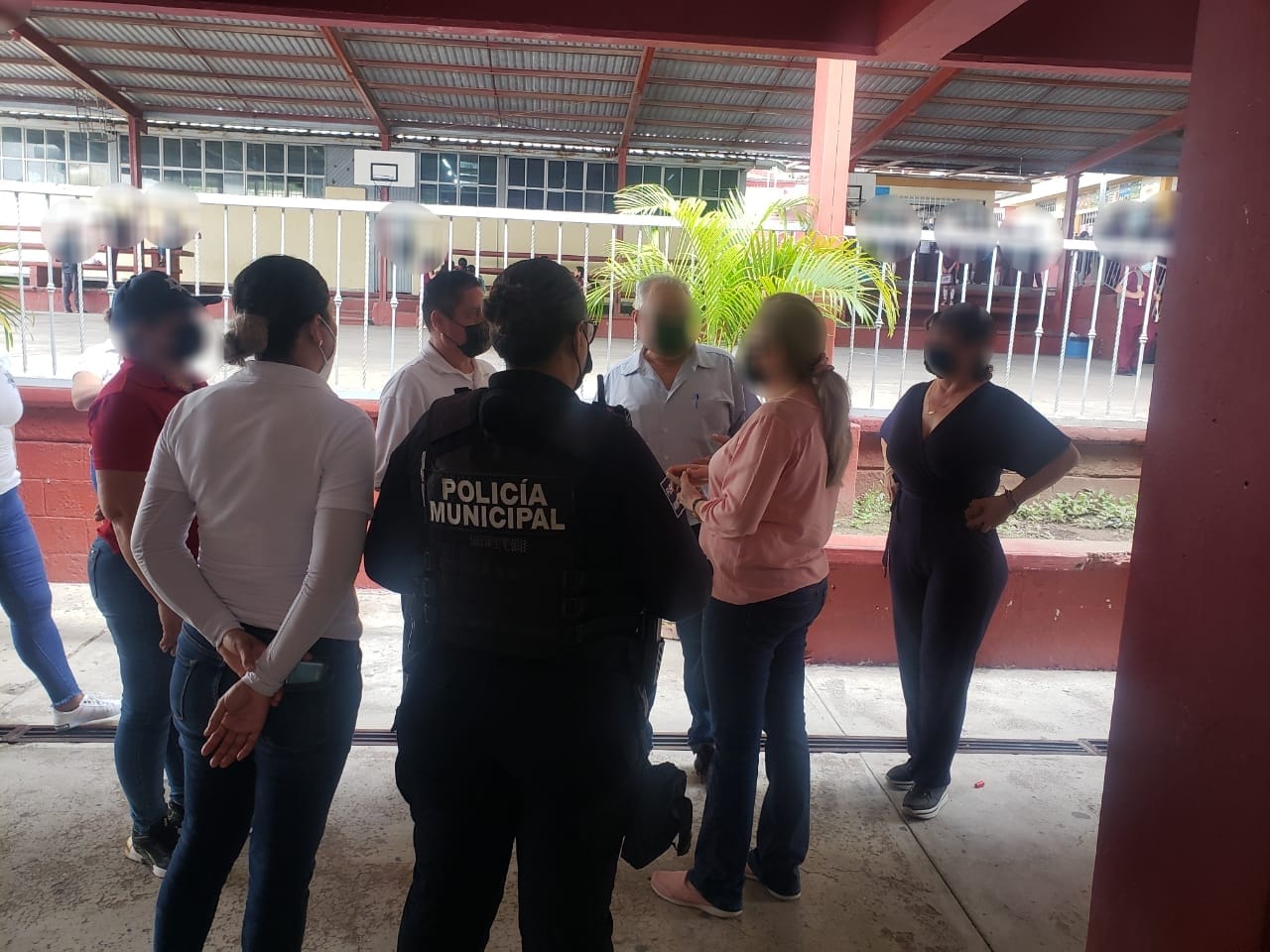 Se puso nervioso, pero no traía pistola el estudiante reportado como armado en secundaria de Culiacán: SSPE