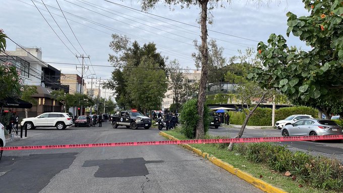Violencia imparable|  Reportan al menos tres muertos en balacera en restaurante Sonora Grill en Guadalajara, Jalisco