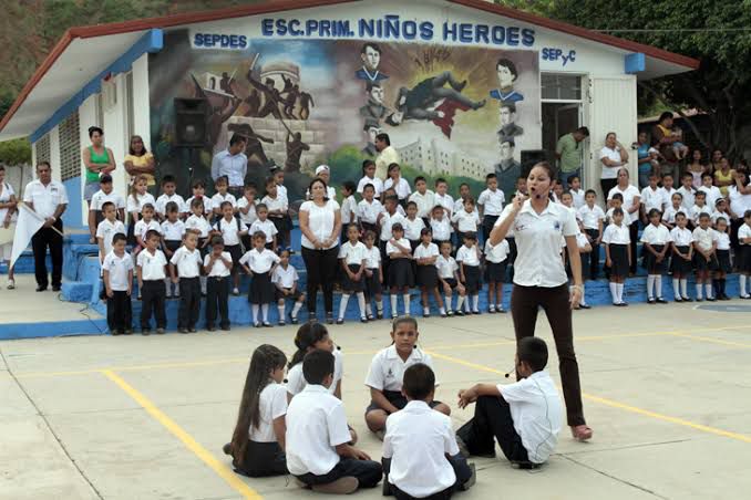 En Mazatlán: Denuncia madre de familia a maestra de la primaria ´Niños Héroes´ por violencia psicológica contra estudiantes