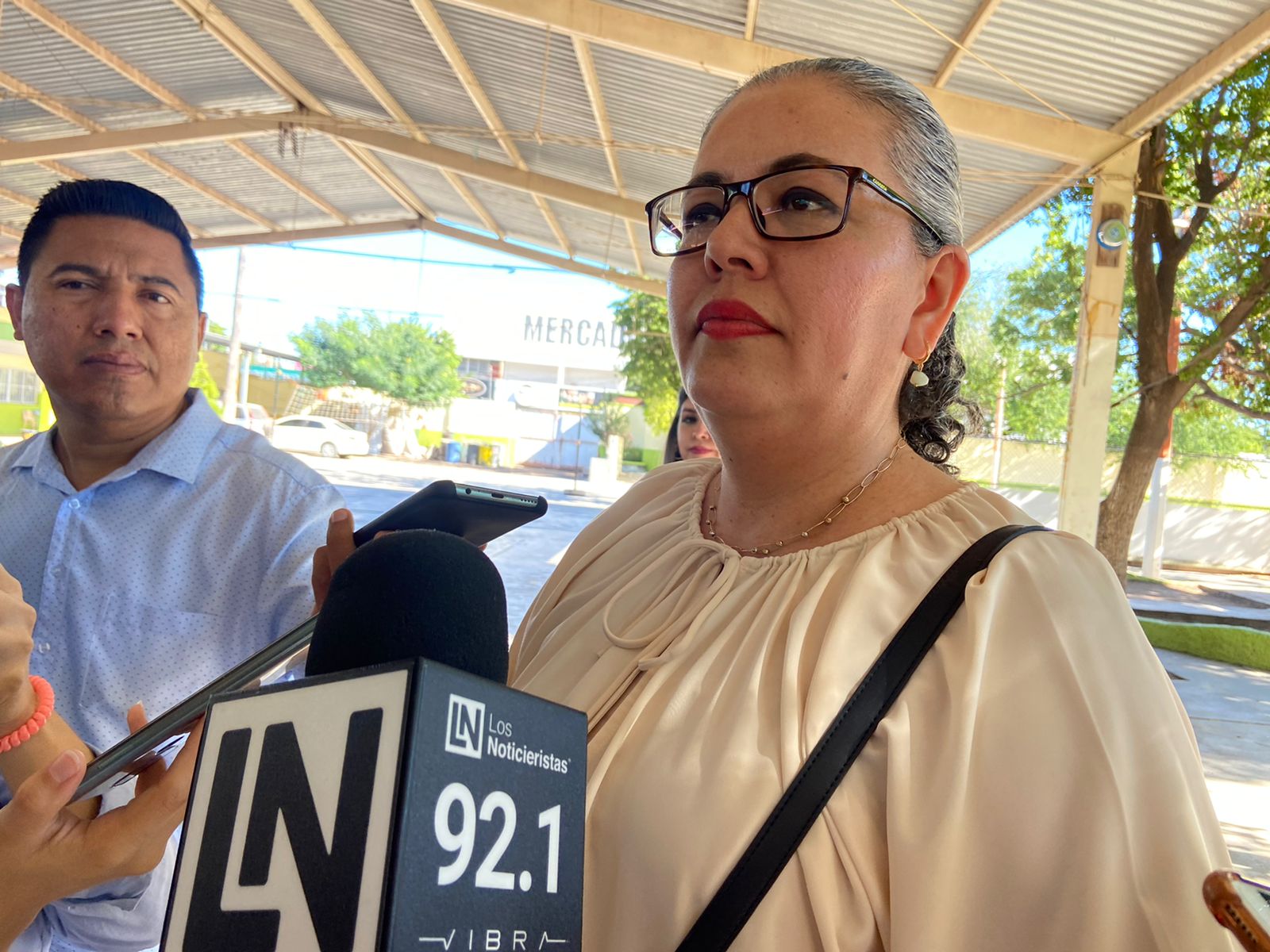 Enfrenta SEPyC déficit de maestros e intendentes; se hicieron malas prácticas, acusa Graciela Domínguez