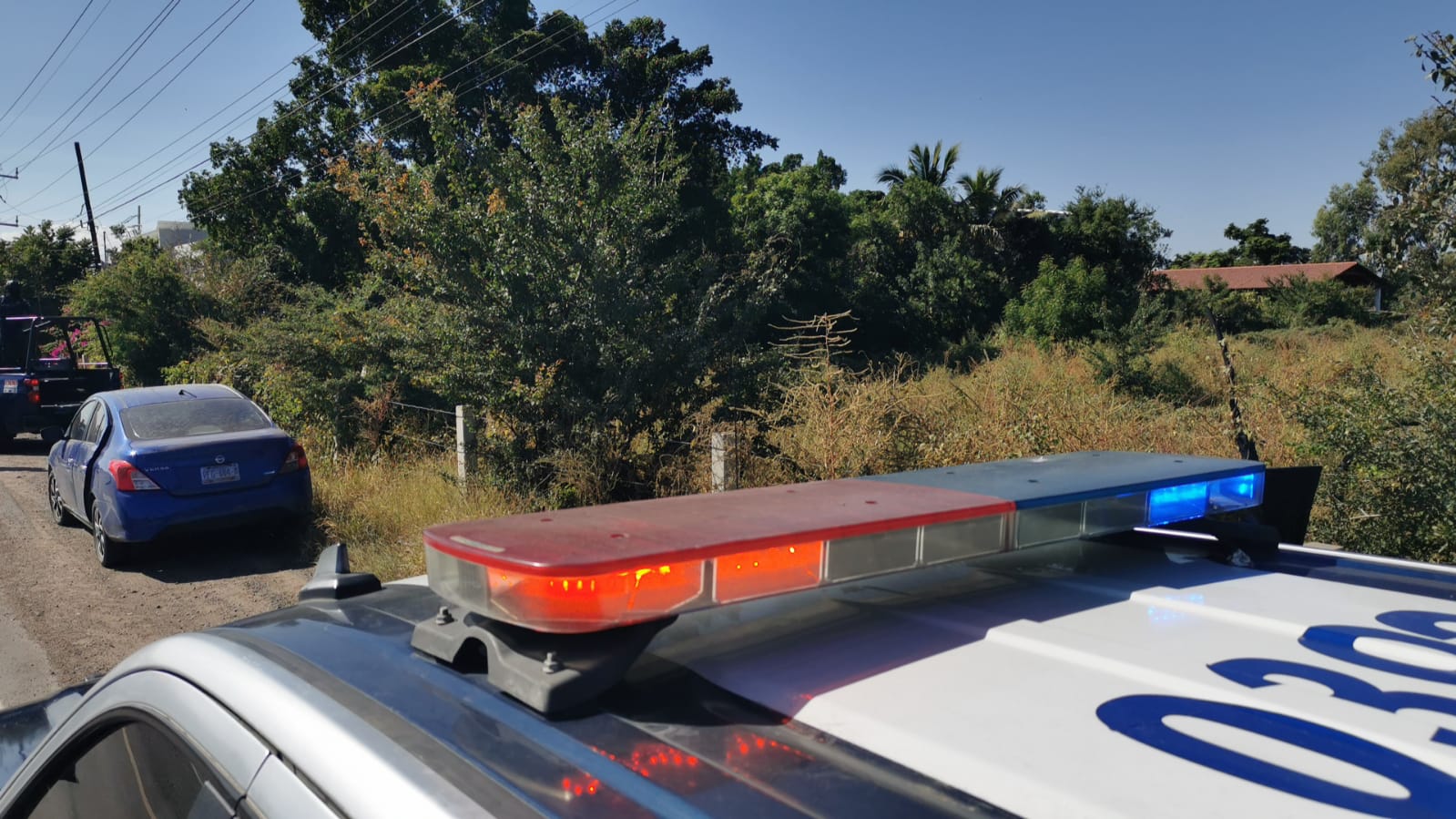 Encuentran cadáver de una persona dentro de un vehículo al sur de Culiacán