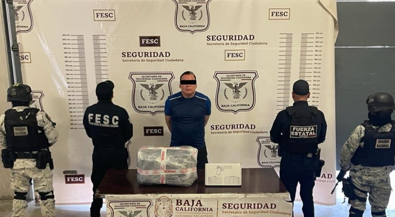 Con 120 mil pastillas de fentanilo, 3 kilos de la droga y armado, originario de Sinaloa es descubierto en BC