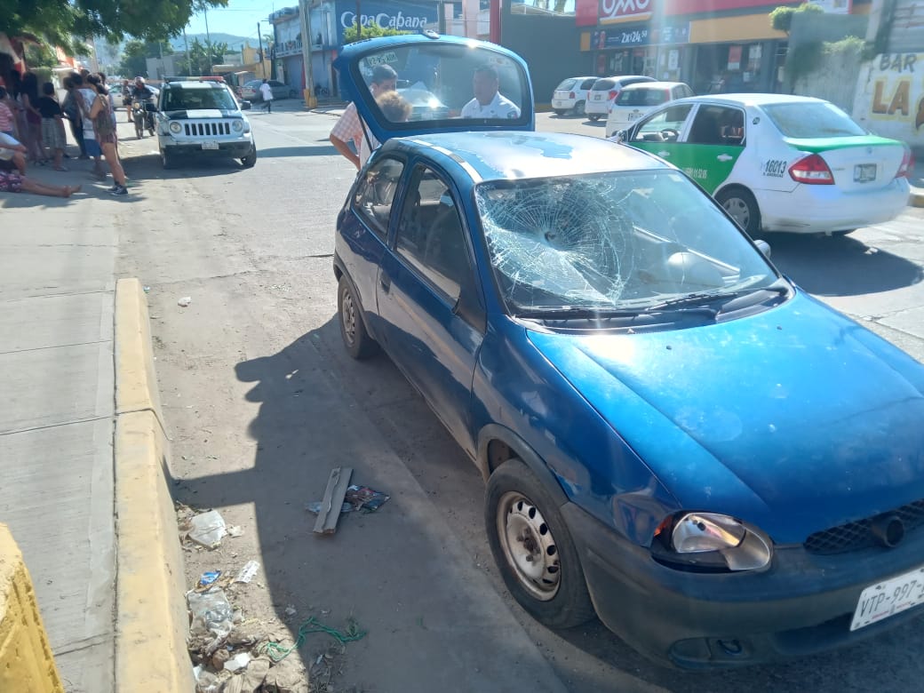 Mujer atropella a menor de edad en la Francisco I. Madero en Mazatlán