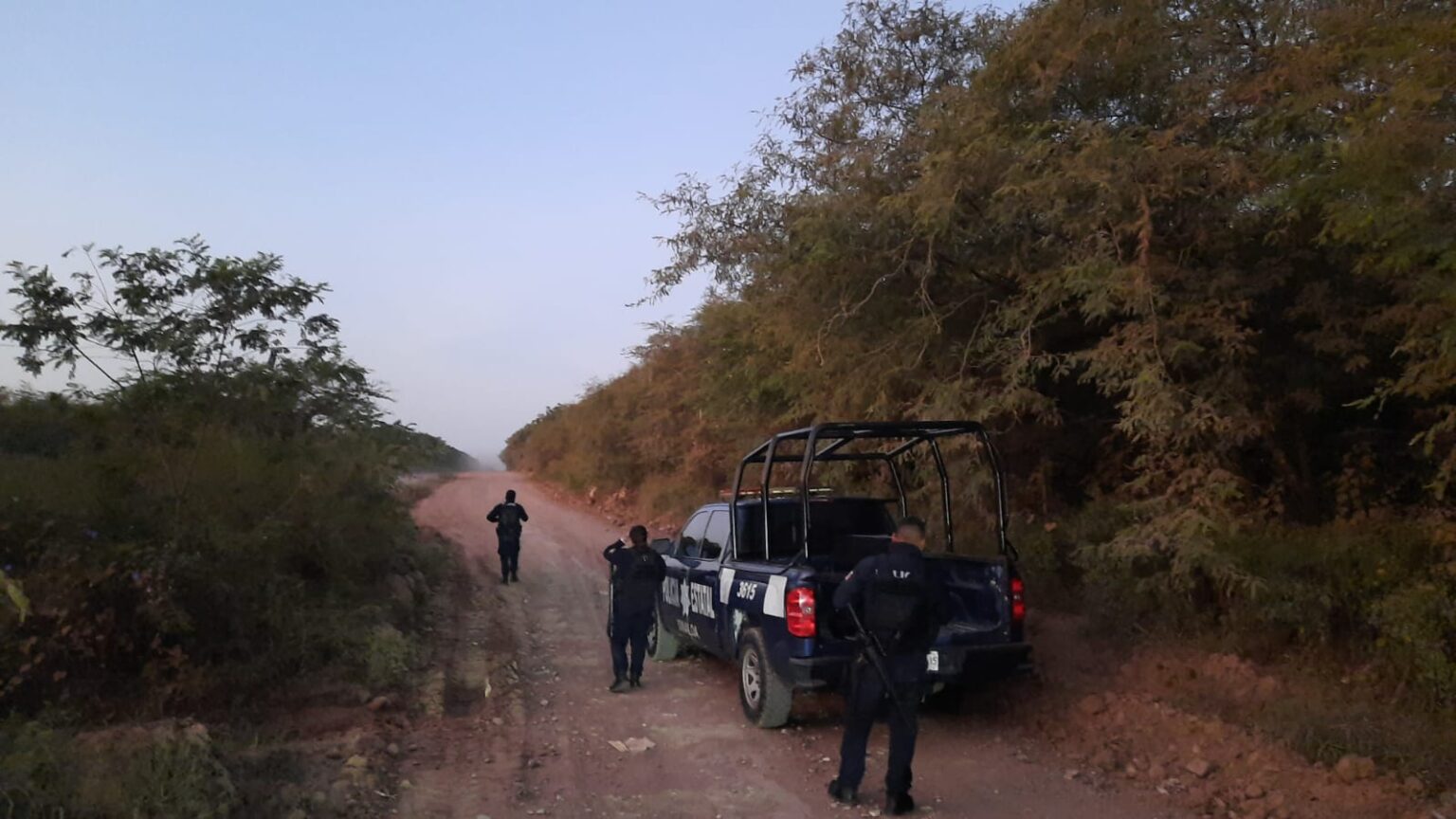 Se llamaba Juan y tenía impactos de bala en la cabeza, el varón localizado sin vida esta mañana, al sur de Culiacán