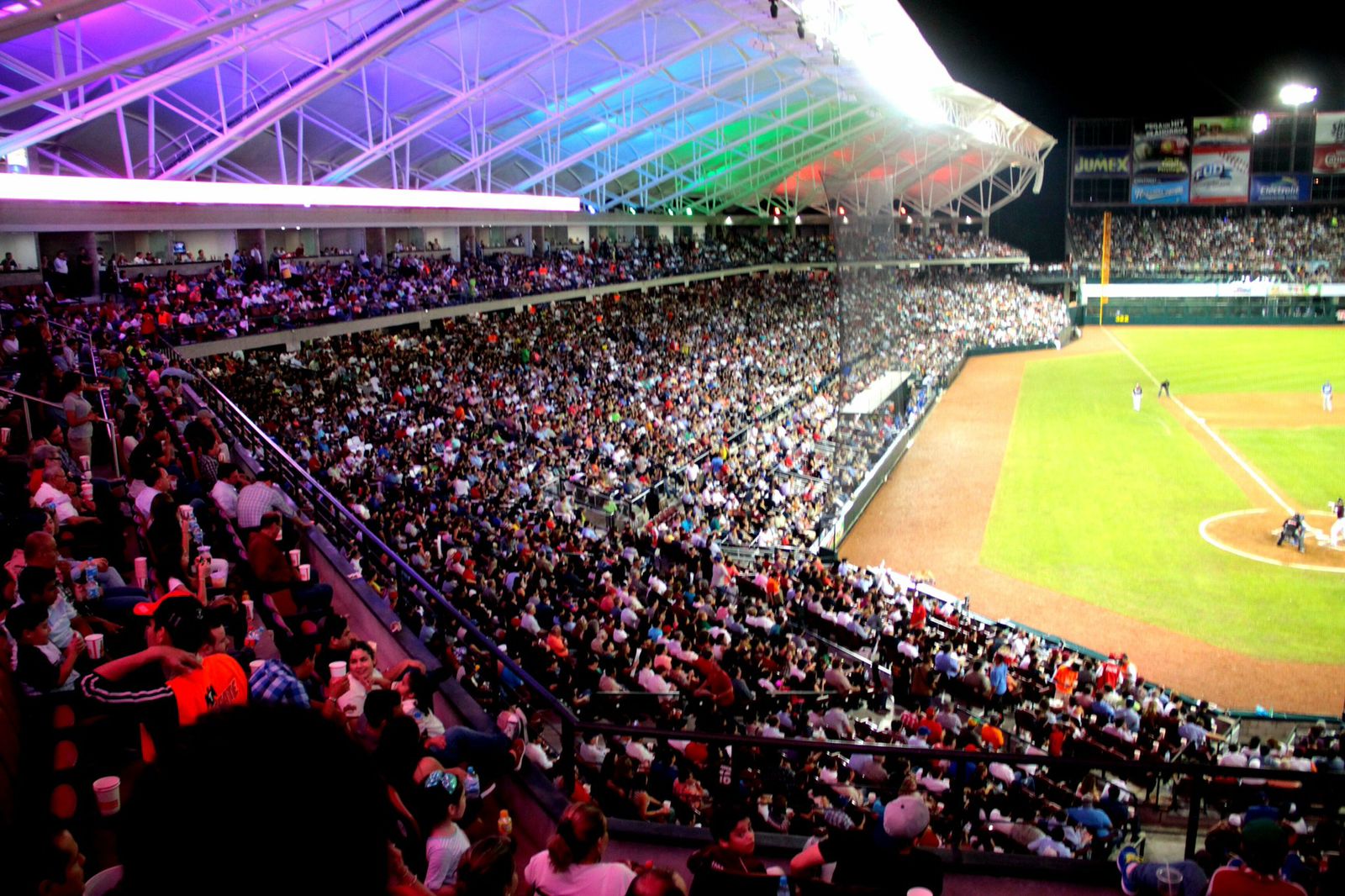 Volaron los boletos para el juego inaugural de la Liga Mexicana del Pacífico en Culiacán