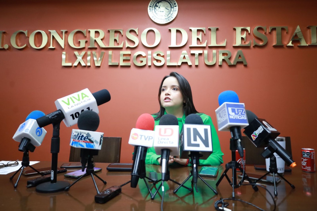Por estatutos “Chano” Valle perderá su militancia; Cinthia Valenzuela lo ayudará a mantenerla