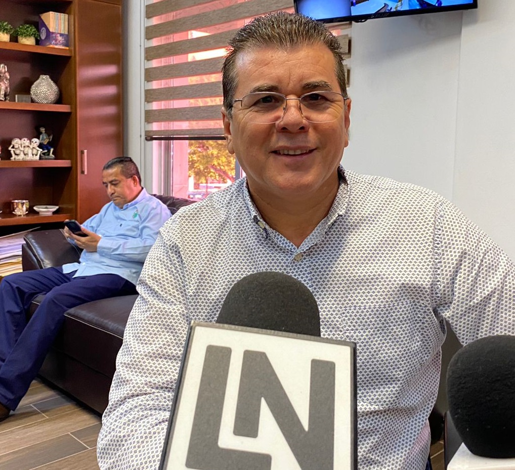 “Con muchísimo gusto” aceptaría Édgar González Zataráin la alcaldía de Mazatlán; sale de prisa ¿a Culiacán?
