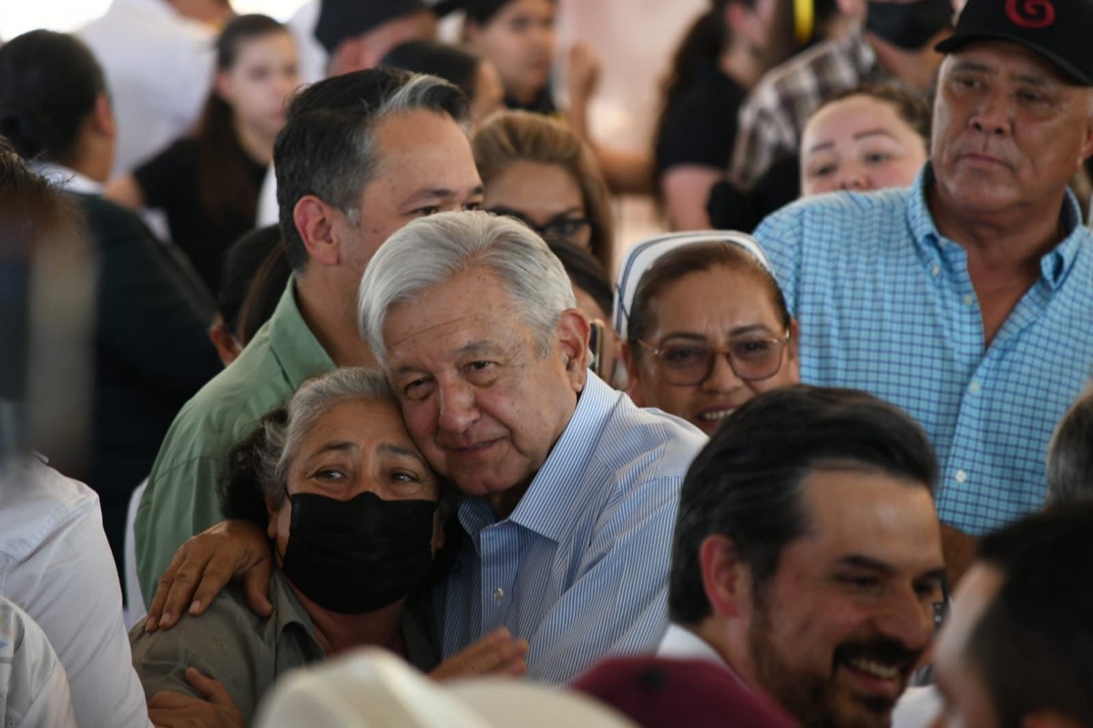 Visitas de AMLO se prestan para que ciudadanos se acerquen y le hagan sus peticiones: Morena