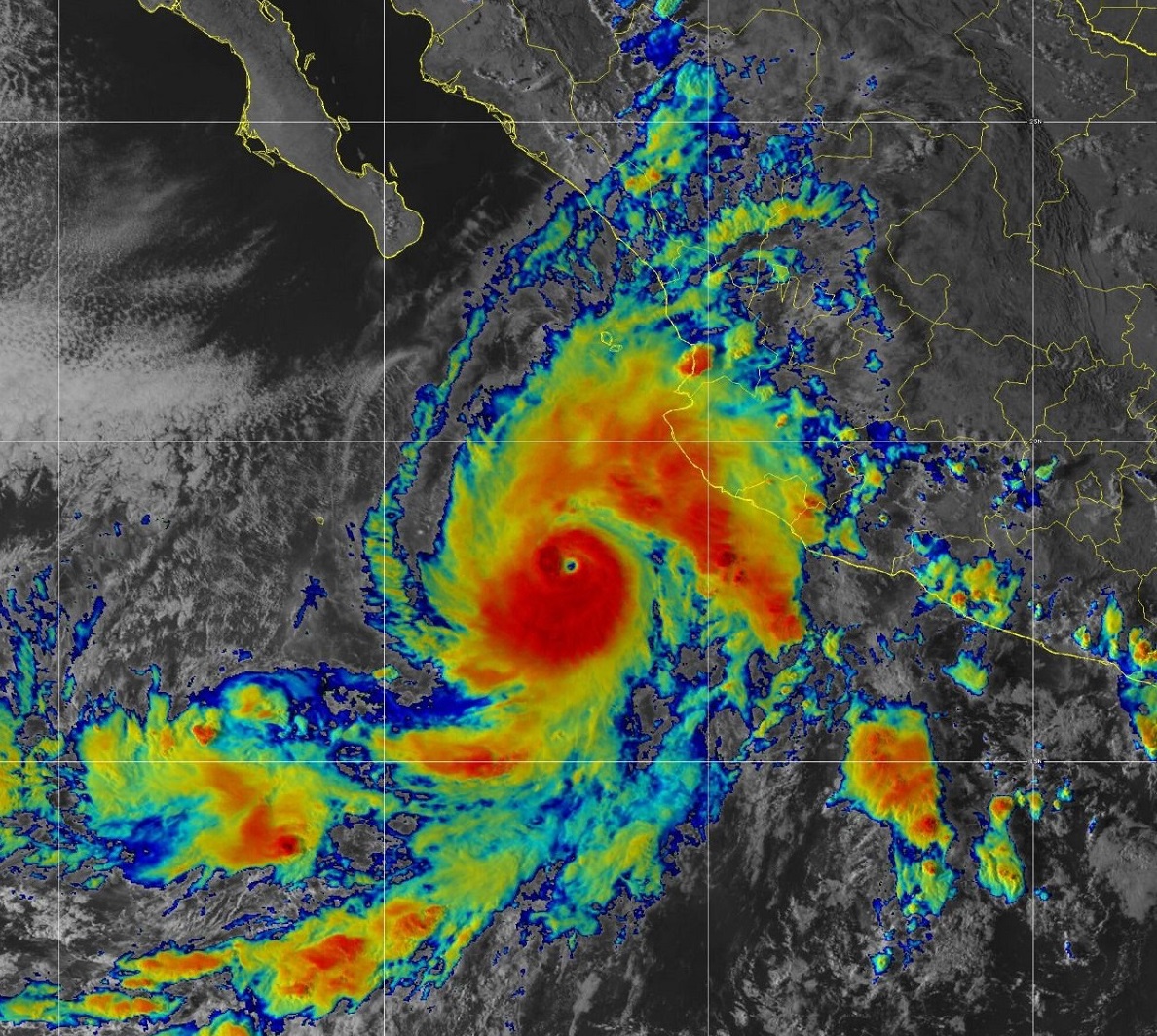 ‘Orlene’ ya es un peligroso huracán categoría tres