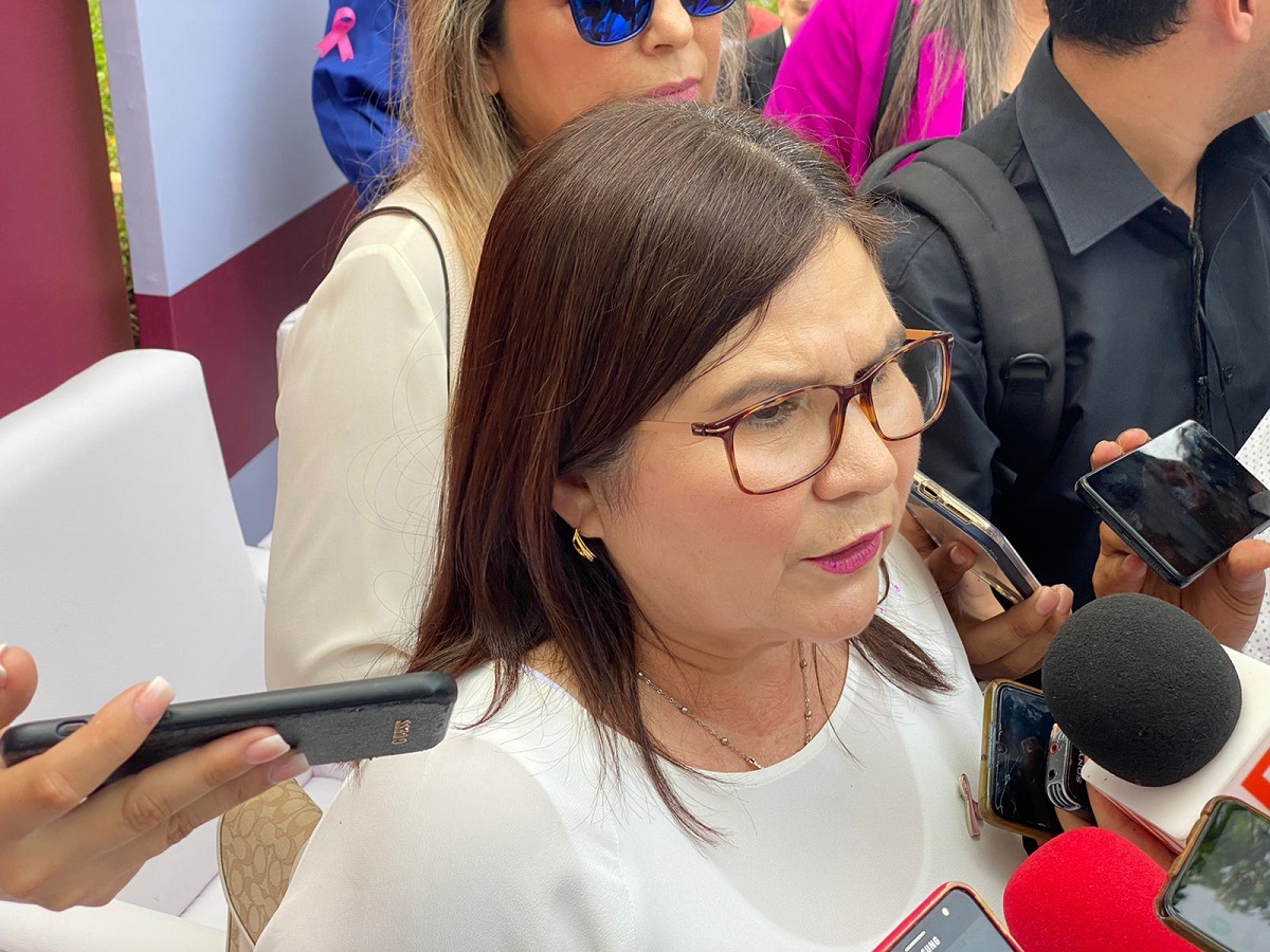 Debería la Fiscalía de Sinaloa investigar a exrectores de la UAS desde periodo de Cuén: Senadora Imelda Castro