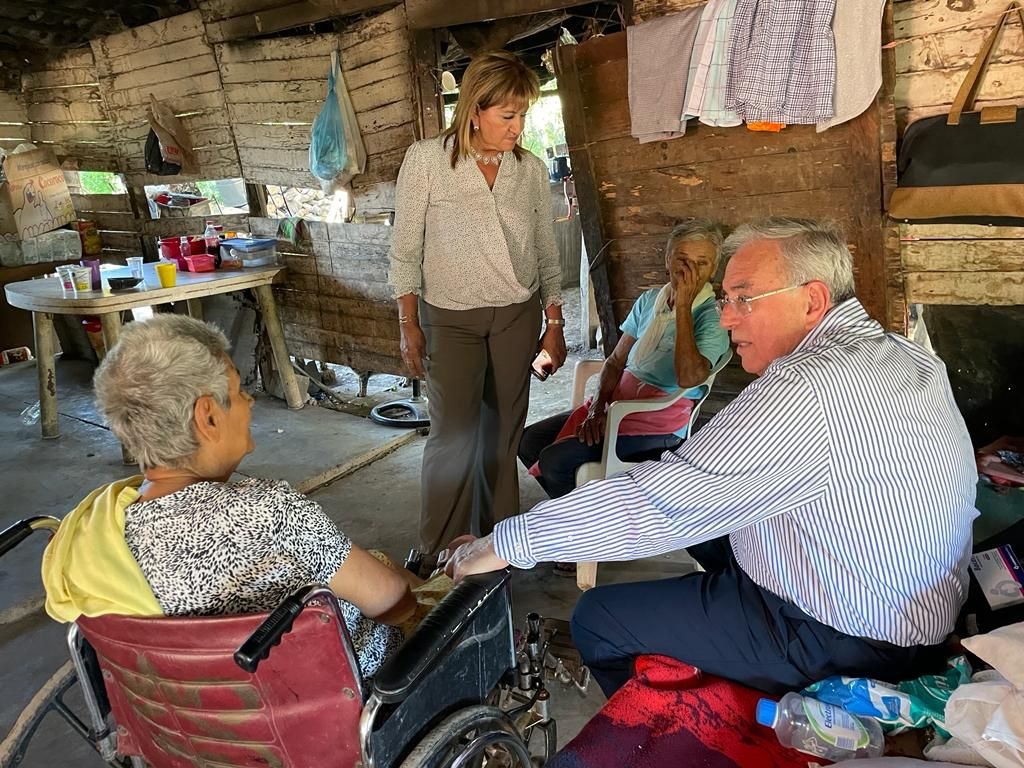 El gobernador venía a ver cómo vivíamos; mi casa está así porque se me han muerto cuatro hijos: Mamá de María de Jesús