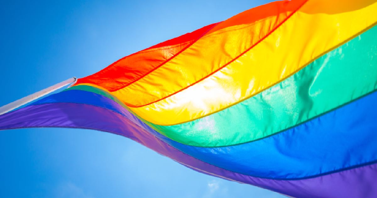 “Es un día para celebrar y para protestar por nuestros derechos”: Tiago Ventura por Día del Orgullo LGBT+