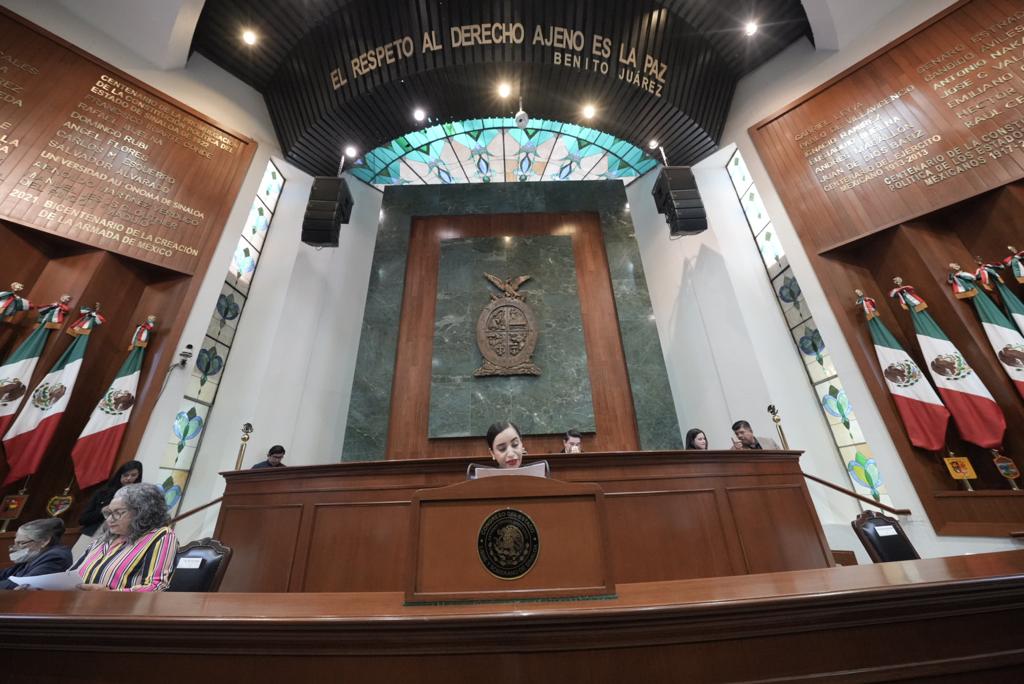 Regidores de Guasave aplicaron el dicho ‘primero los dientes que los parientes’: critica diputado aumento en salarios
