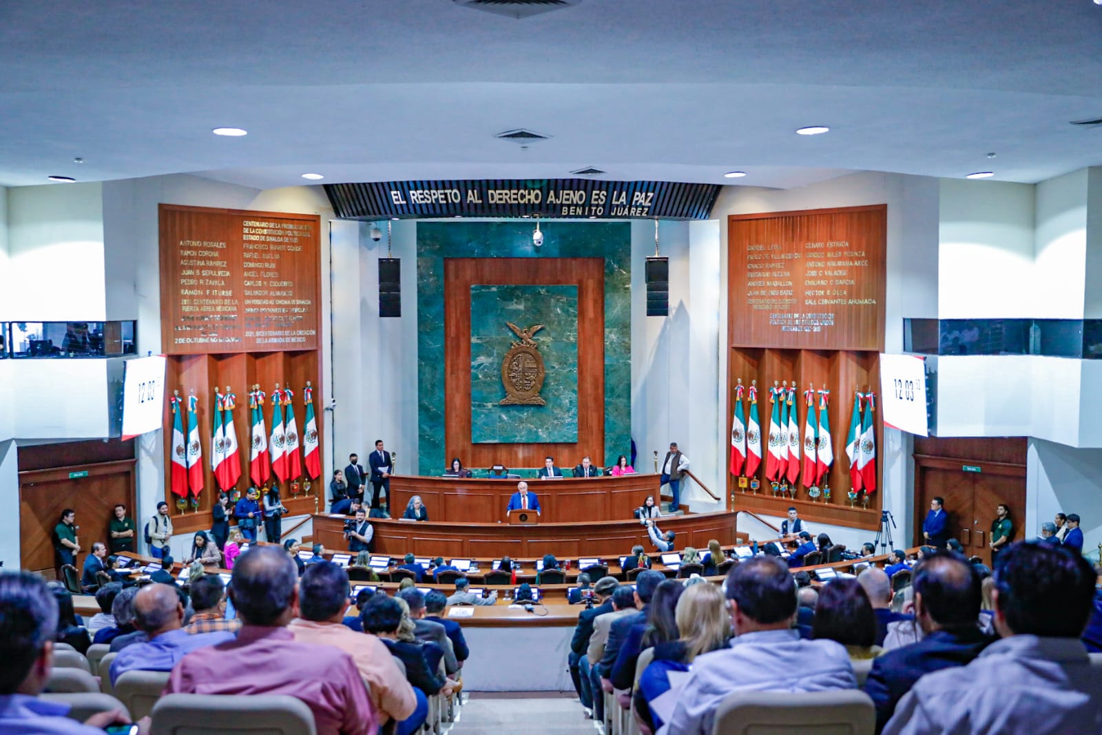 Grupos Parlamentarios dan voto de confianza a primer informe de Rocha Moya