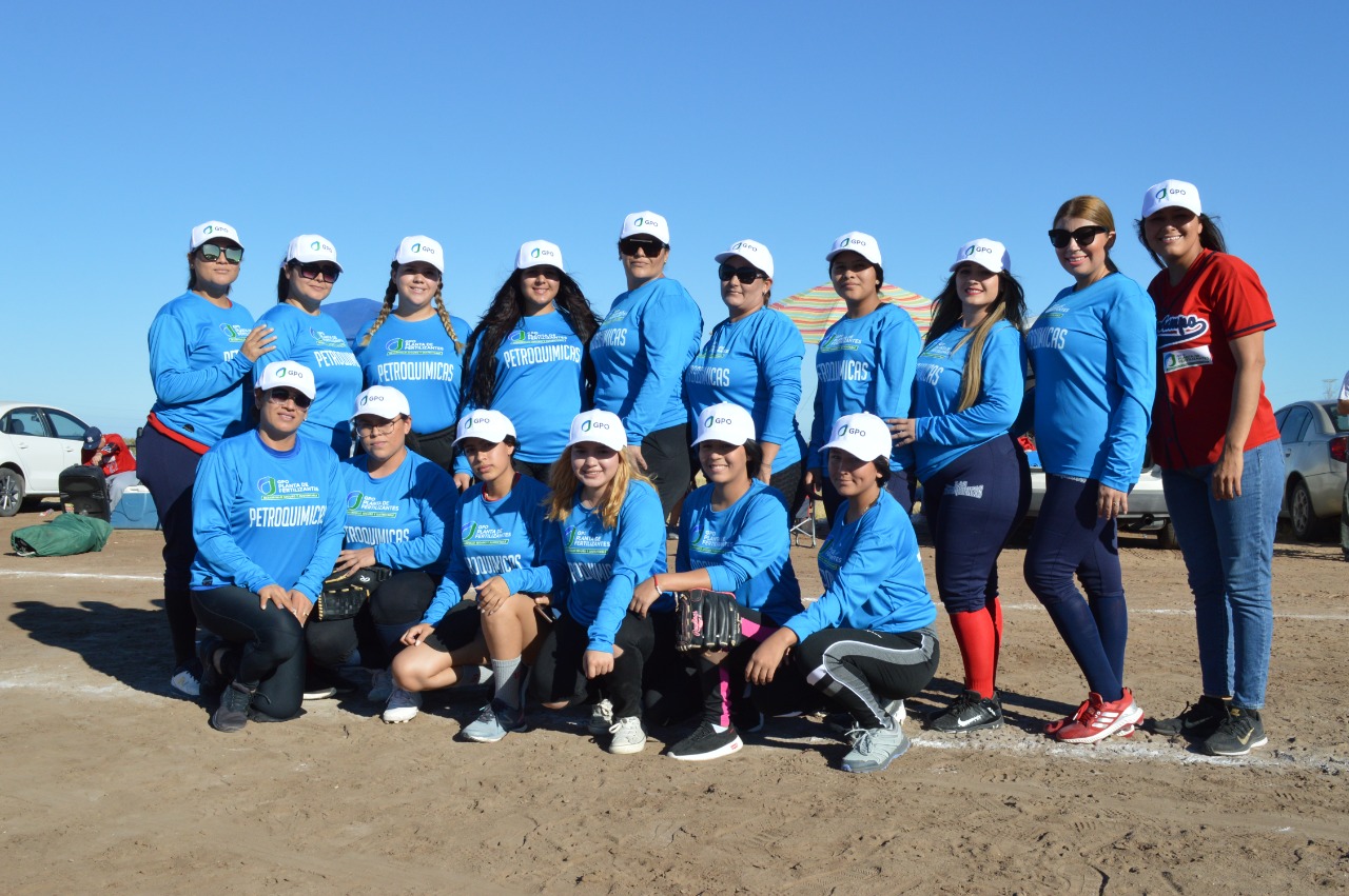 Inauguran el Primer Torneo de Softbol Femenil GPO Planta de Fertilizantes
