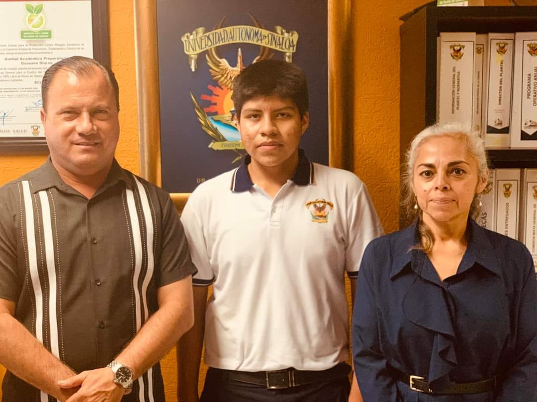 De Guasave para el mundo; José Alberto, alumno de la UAS, gana medalla de oro nacional en Química