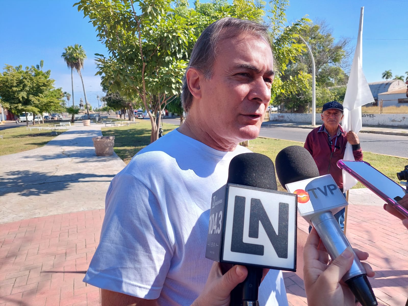 ‘Los mexicanos, no queremos que el gobierno maneje elecciones; no es justo que se recorte presupuesto al INE’: Castañón