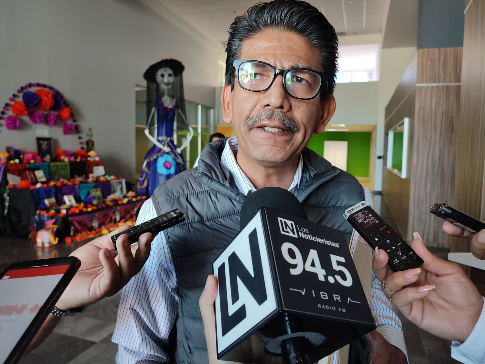Confirma Martín Ahumada nombres de funcionarios cesados; pidió a dirigencia estatal de Morena perfiles para sumar a su gobierno