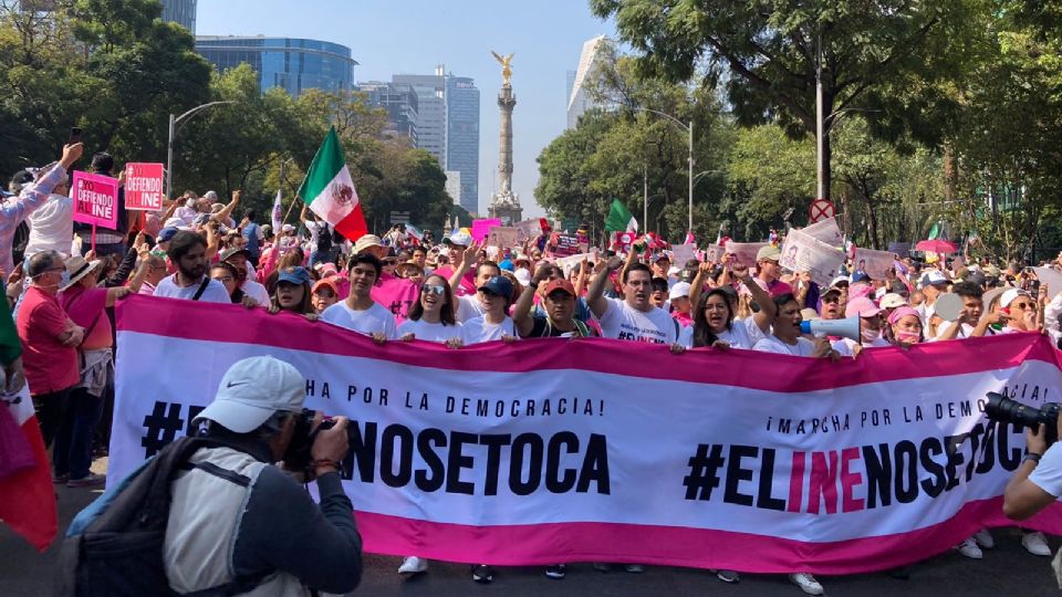 López Obrador califica marcha en contra de la reforma electoral como ‘striptease político’