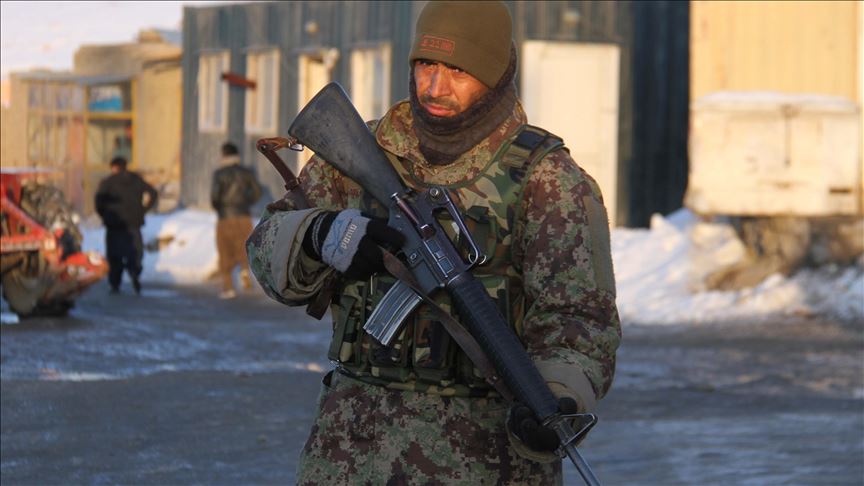 ¿Tropas insuficientes? Rusia busca reclutar a militares afganos, entrenados por EU, a cambio de estos beneficios