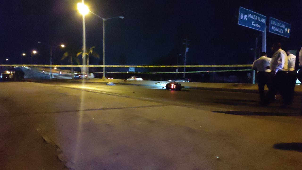 Muere motociclista tras un choque en la zona conocida como la Corona, en Mazatlán