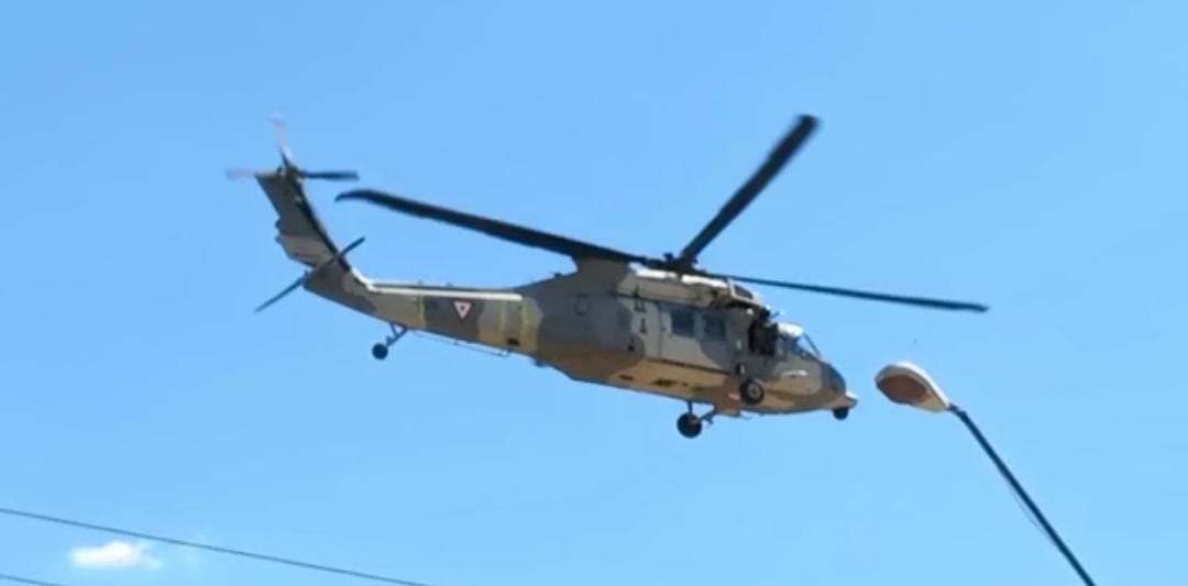 Por cielo y vía terrestre buscan a “El Chueco” en el municipio de Choix