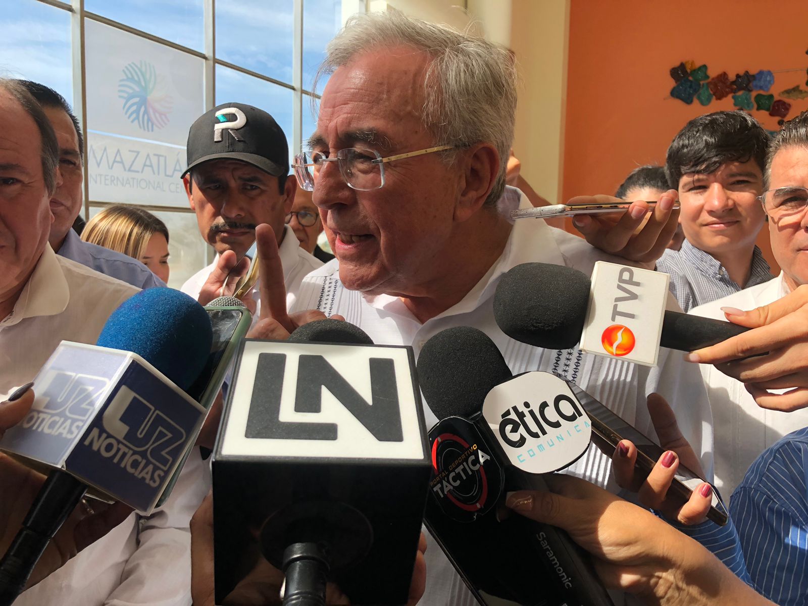 No estoy protegiendo al ‘Químico’, que lo llame la justicia y sigan el juicio político: Rubén Rocha Moya